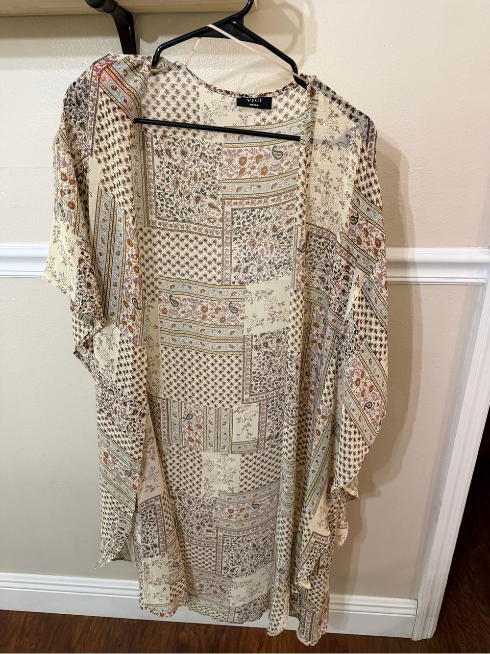VICI Cream Floral Patchwork Kimono